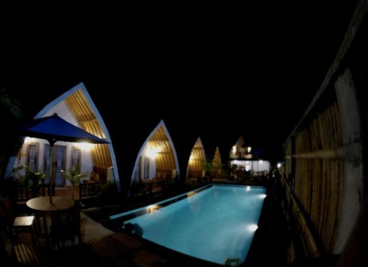 Uki Village Gili Trawangan Esterno foto