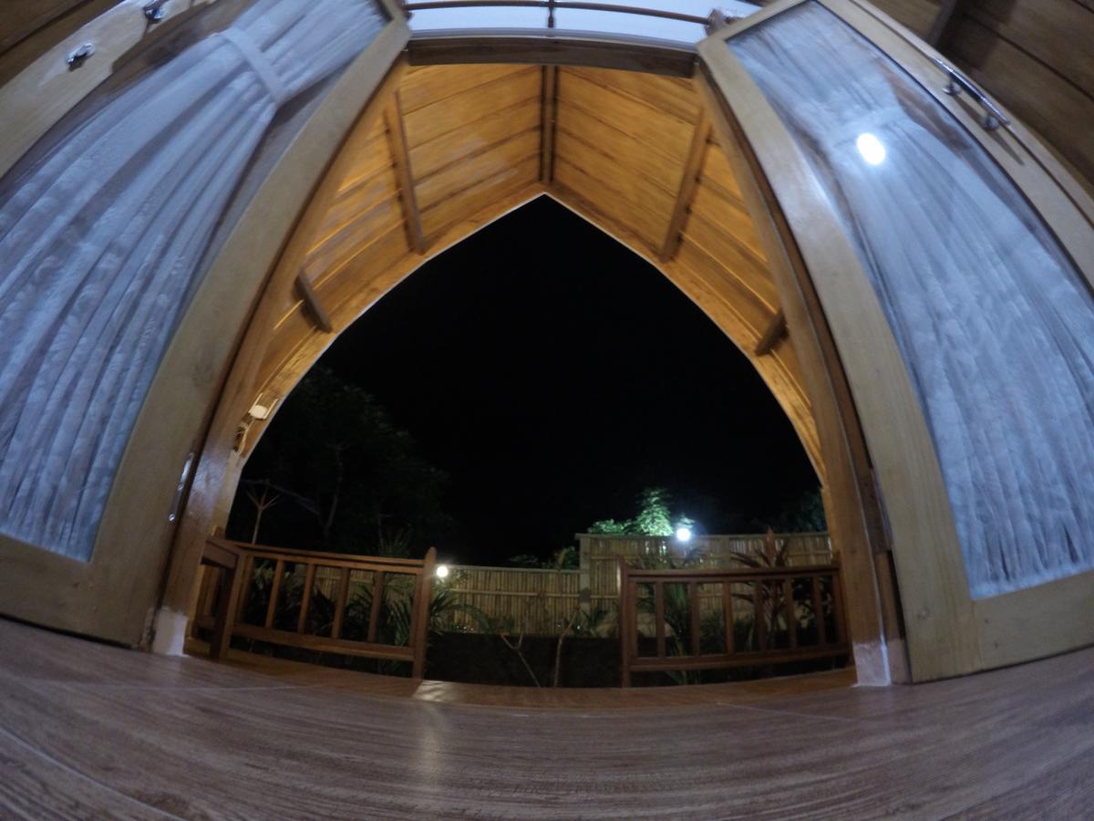 Uki Village Gili Trawangan Esterno foto