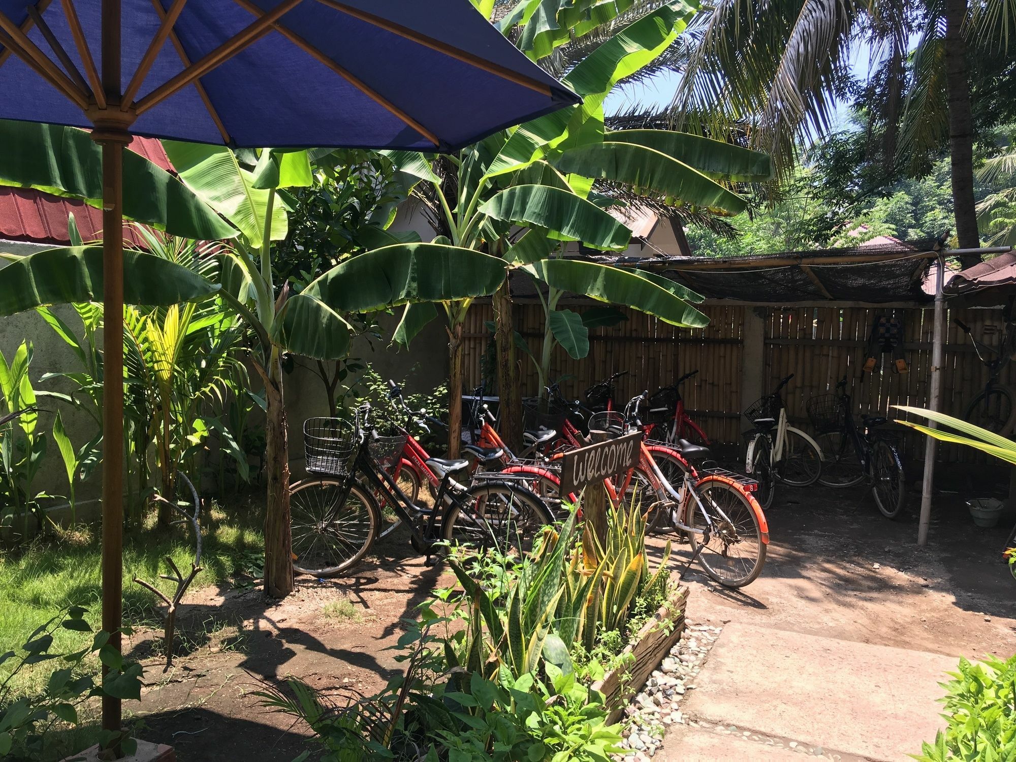 Uki Village Gili Trawangan Esterno foto